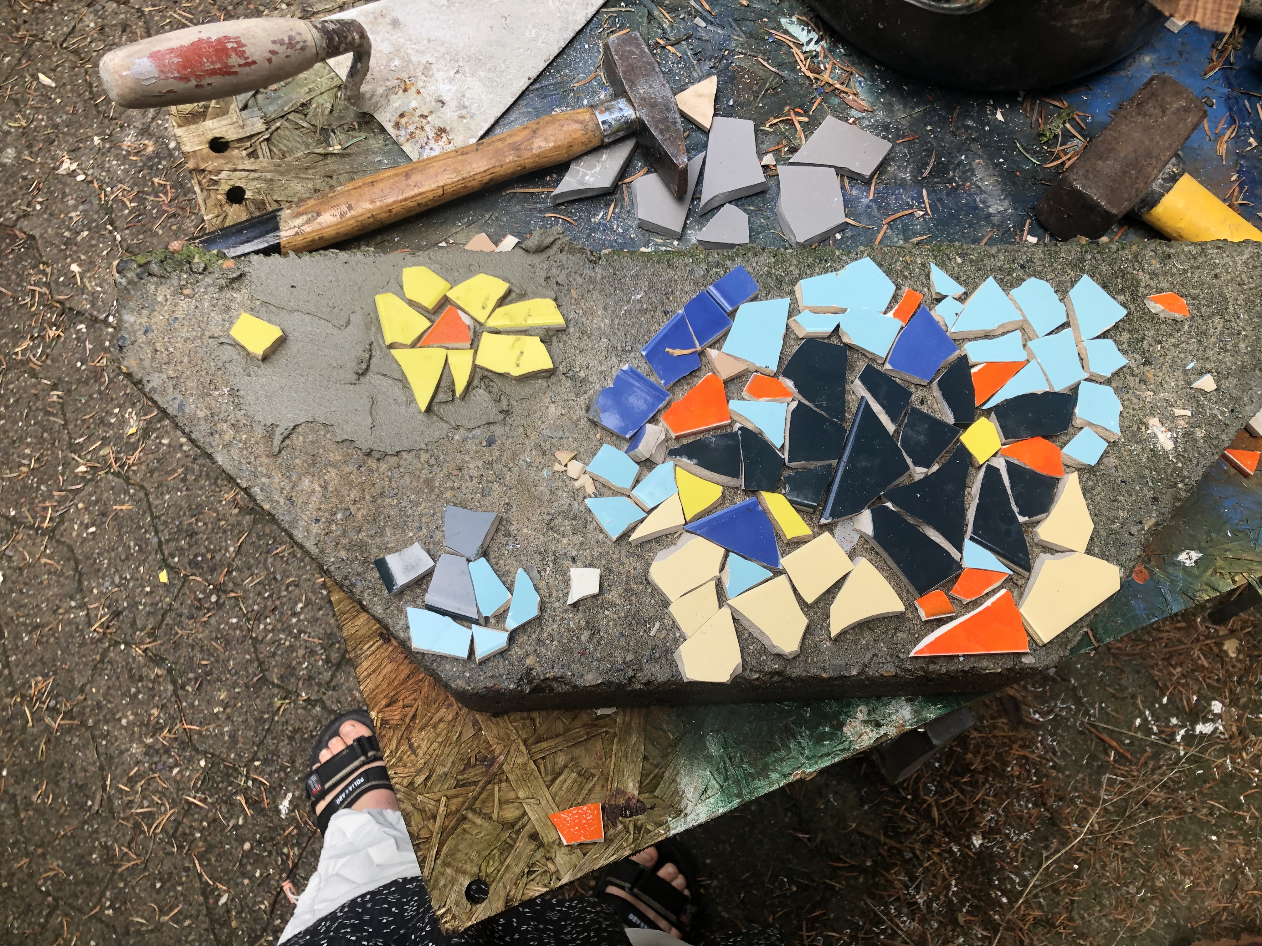 making mosaic tiles